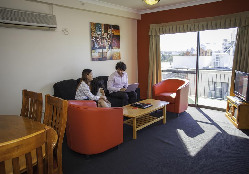 Alderney On Hay - Managed By Starwest Hotel & Apartments East Perth Buitenkant foto